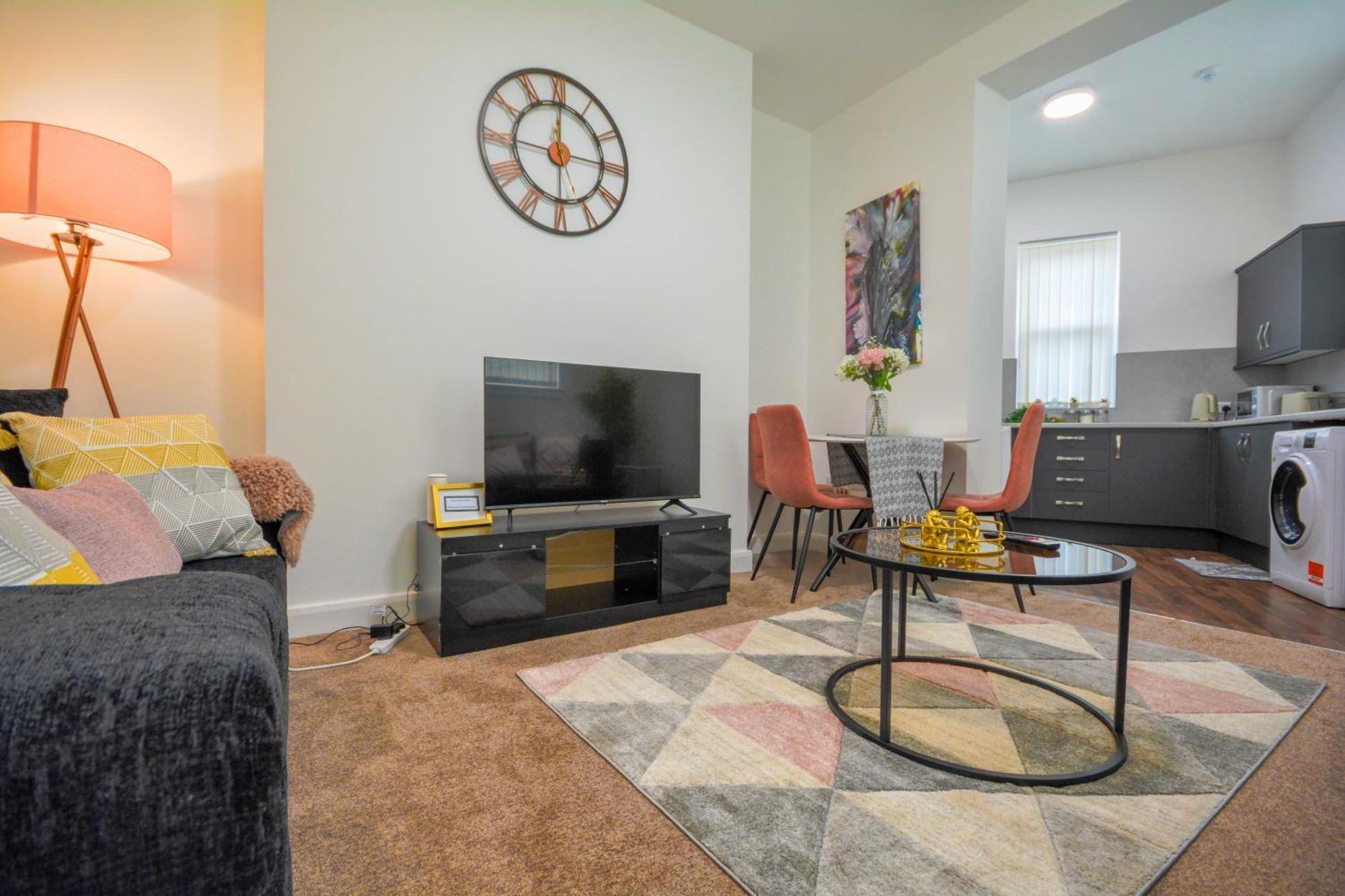 Stylish Suite With Free Parking Manchester Ngoại thất bức ảnh