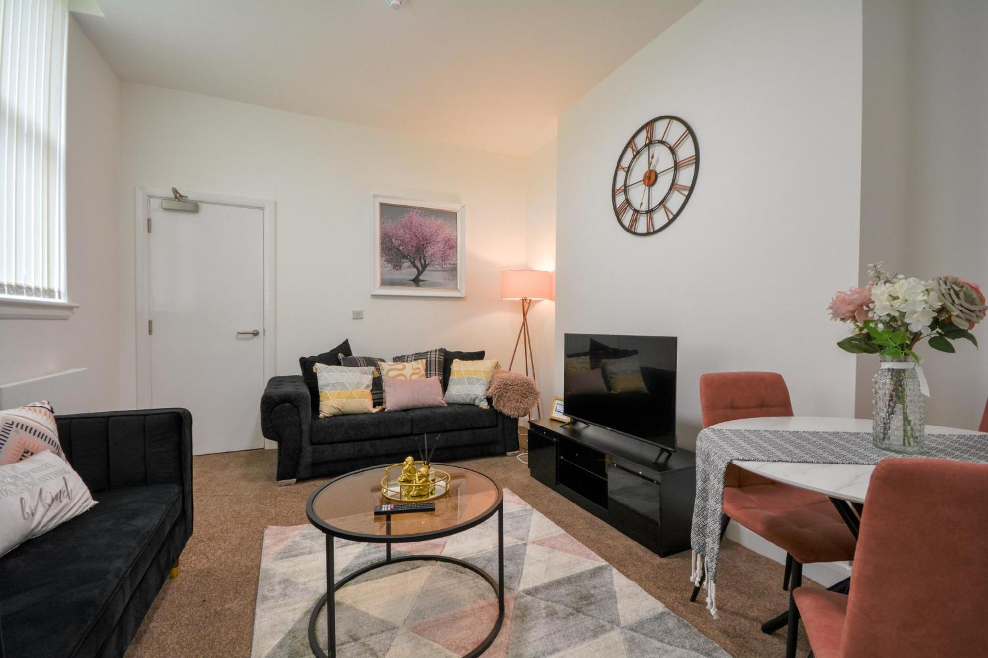 Stylish Suite With Free Parking Manchester Ngoại thất bức ảnh