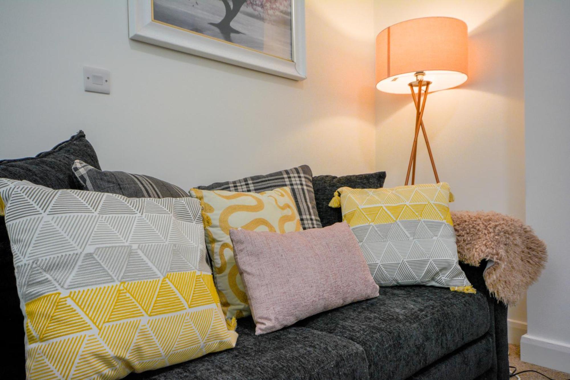 Stylish Suite With Free Parking Manchester Ngoại thất bức ảnh